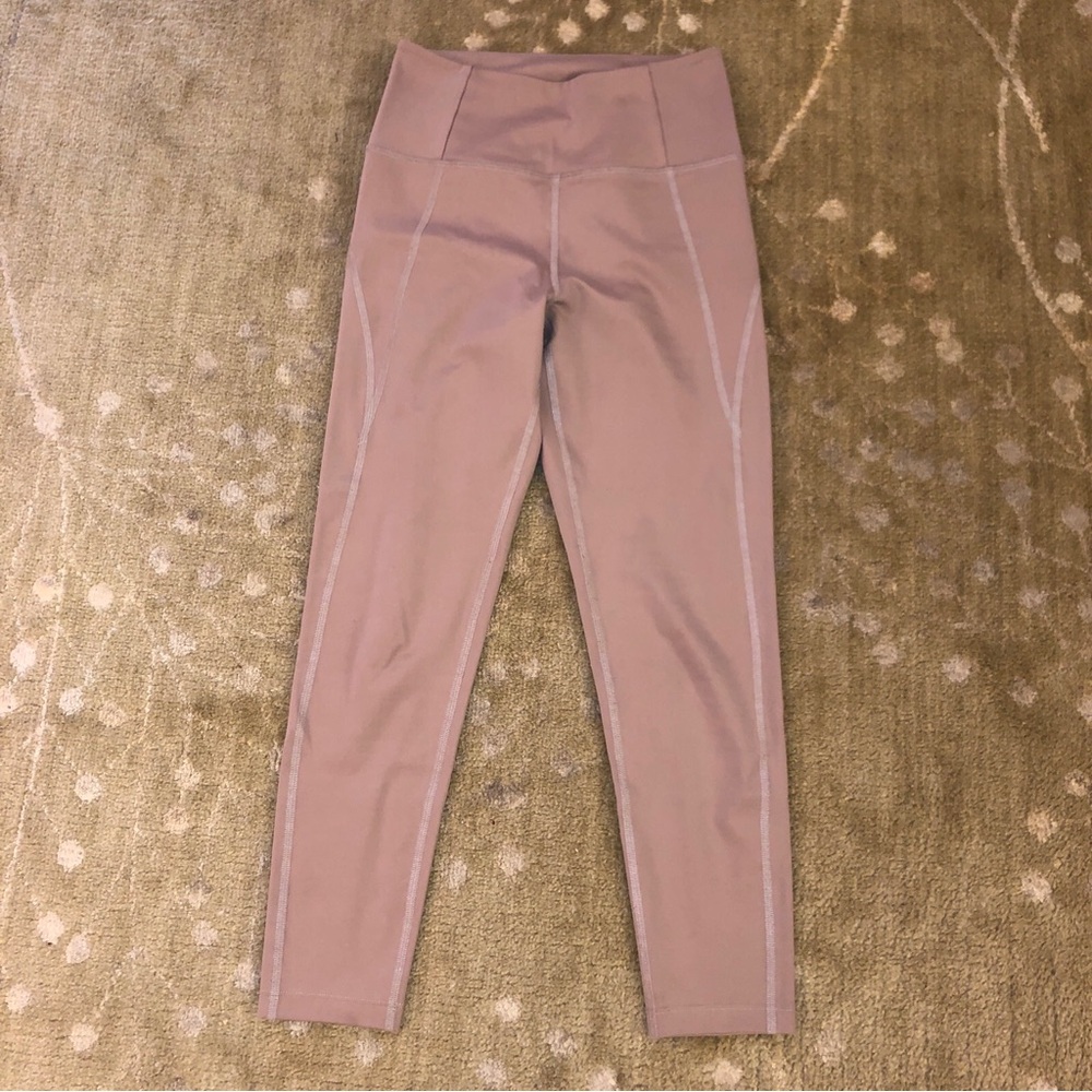 Girlfriend Collective Taupe Capris Leggings Size Xs